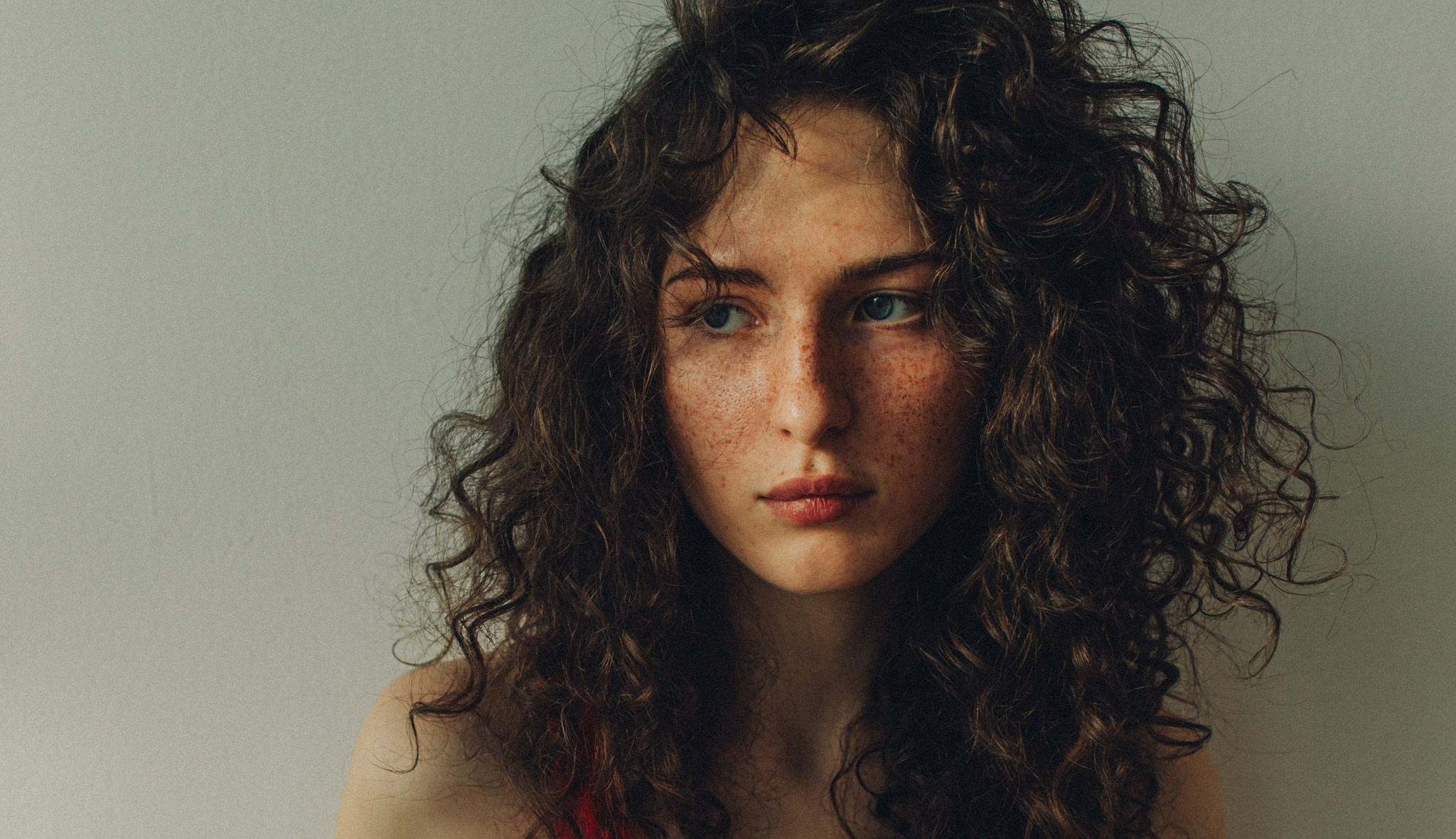 莫斯科著名摄影师LinNik 2024 摄影预设包 LinNik The Best – Nikita Lineytsev 2024 Presets Features